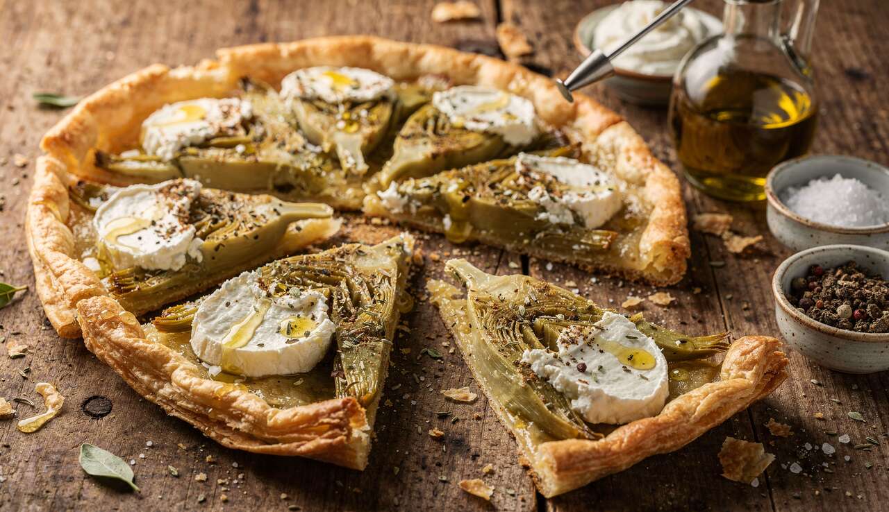 Tarte fine aux artichauts et fromage de ch&egrave;vre : d&eacute;couvrez la recette savoureuse