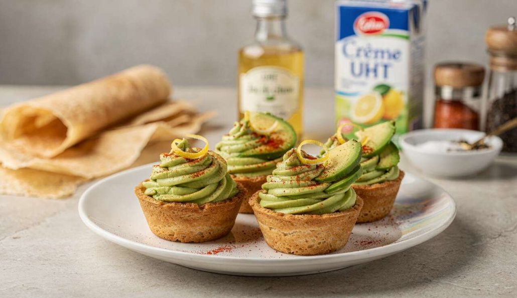 Mousse d'avocat en tartelettes de brick au siphon