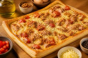 Tarte au thon, tomates et moutarde Savora : recette savoureuse
