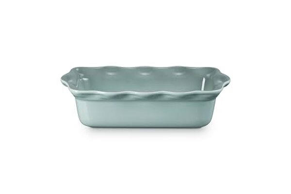 Découvrez notre test détaillé des moules à tarte et plat à pain Le Creuset Heritage : qualité, durabilité et performance en cuisine.