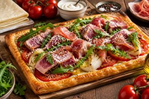 Tarte fine au thon, endives, tomates et jambon de Parme : recette délicieuse et facile